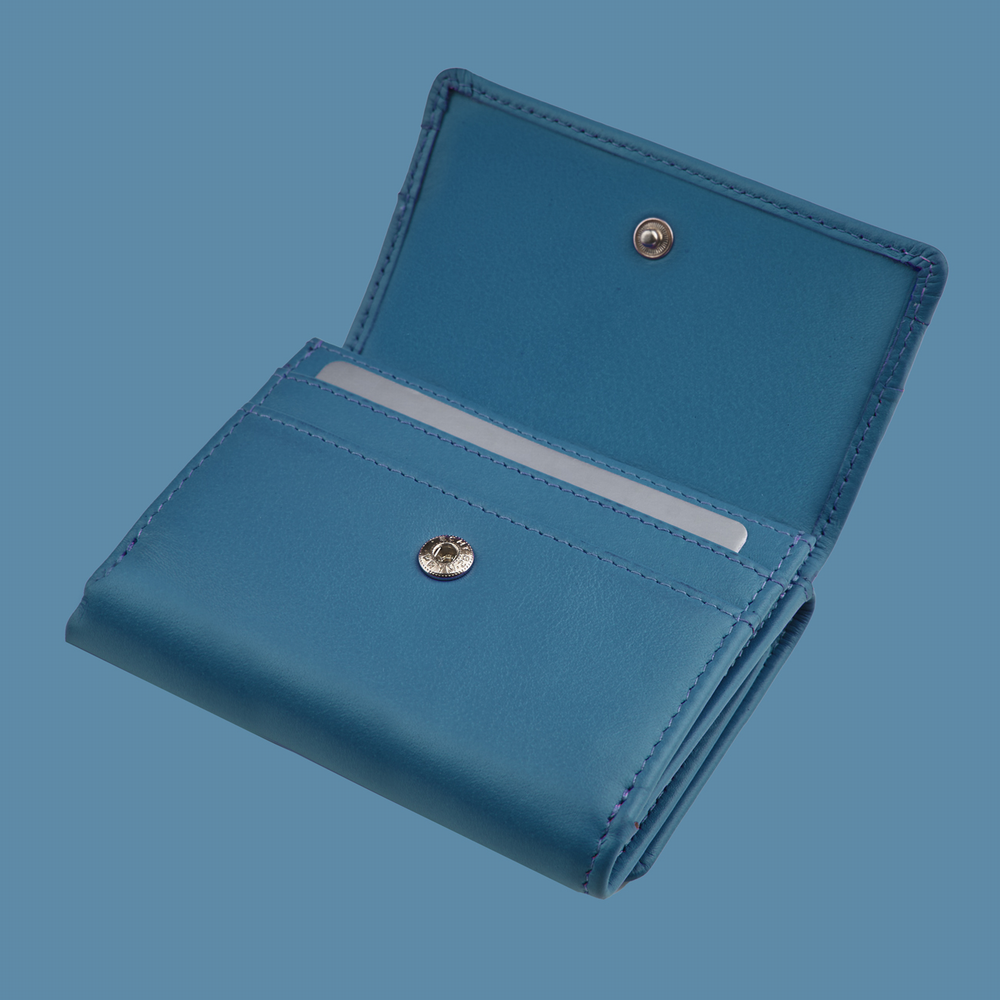 Überschlagbörse blau