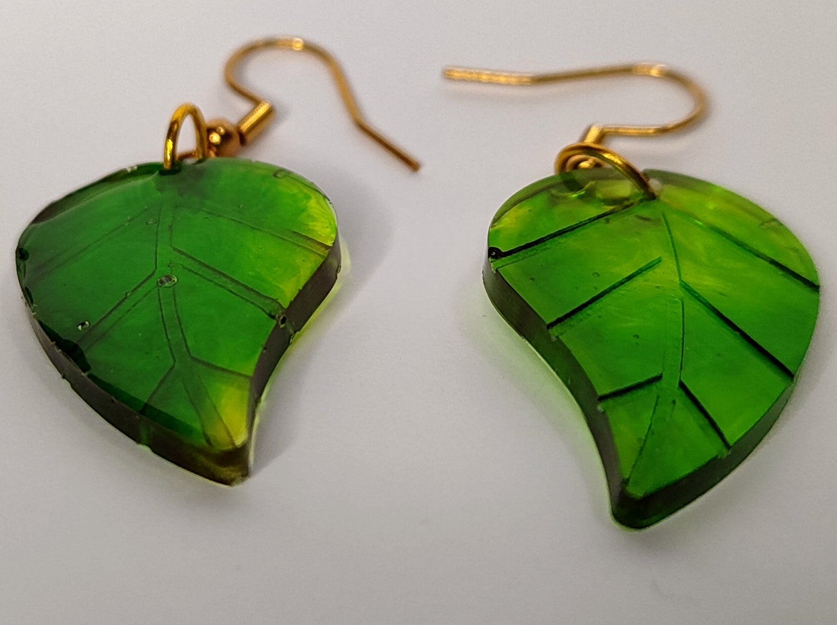 Boucles d'oreilles feuilles vertes